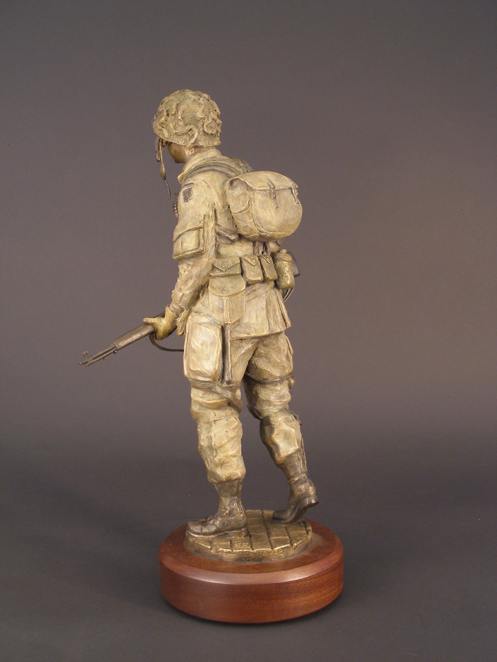 Point - angle 1, bronze sculpture by David Paul Venell